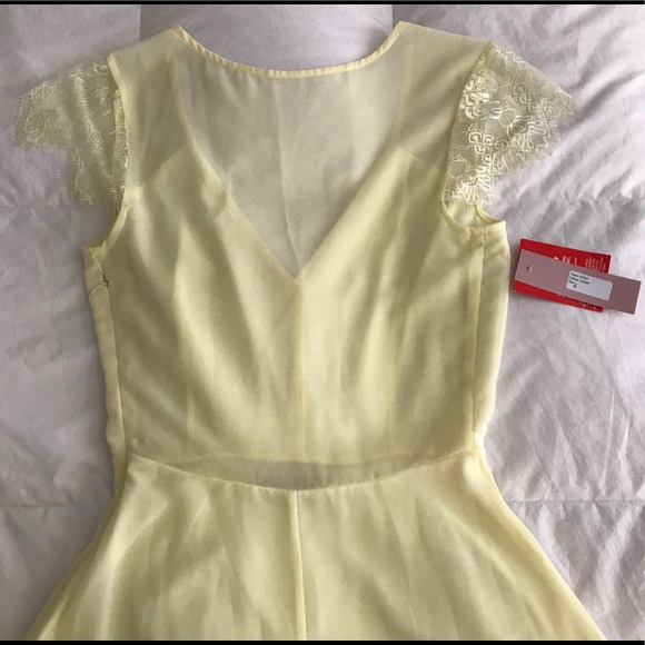 NWT ASOS Elise Ryan Yellow Lace Skater Dress Sz 2 - Picture 5 of 7